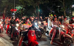 Ngăn chặn lạng lách, đánh võng đua xe sau trận thắng của đội tuyển quốc gia