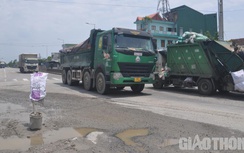 Dân chặn xe chở đất đá "bức tử" đường giao thông, gây ô nhiễm môi trường