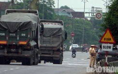 Quảng Trị: Xe quá tải lộng hành đêm ngày, vô tư vượt chốt CSGT