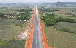 Bàn giao hơn 682 km cọc GPMB cao tốc Bắc - Nam giai đoạn 2