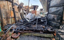 "Bà hỏa" viếng thăm lúc nửa đêm, 4 căn nhà ở An Giang cháy rụi