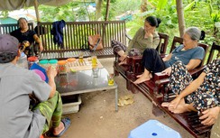 Chòng chành cuộc sống xóm phao giữa lòng Thủ đô