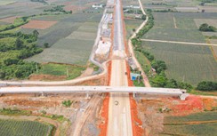 Cao tốc Bắc - Nam vẫn vướng mặt bằng tại hai địa phương