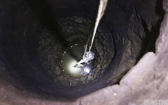 Vụ hàng loạt hố "tử thần" ở Nghệ An: Hiện tượng "lạ" mới xuất hiện