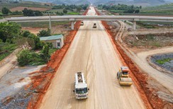 Nhà thầu “đỏ mắt” chờ cơ chế bù giá vật liệu thi công cao tốc Bắc - Nam