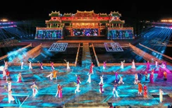 Huế “mở đại tiệc” nghệ thuật khai màn Tuần lễ cao điểm Festival 2022