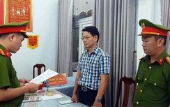 Giám đốc nhận 400 triệu, "làm xiếc" cho doanh nghiệp trúng thầu 30 xe điện
