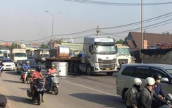 Ớn lạnh xe chở thép cuộn chằng buộc sơ sài: Không gây tai nạn có bị xử lý?