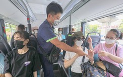 Hà Nội: Buýt điện có gì mà ngày càng hút khách?