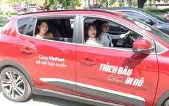 Đến Vincom chơi, được VinFast VF e34 đưa về nhà miễn phí