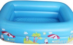 Bé gái 3 tuổi đuối nước thương tâm trong bể bơi bơm hơi tại nhà