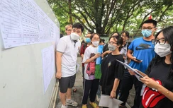 Thí sinh hồ hởi với môn thi Ngoại ngữ dễ "ẵm" điểm 8, 9