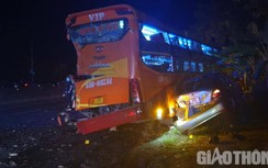 Xe container tông liên hoàn xe khách và ô tô 5 chỗ, 1 người tử vong