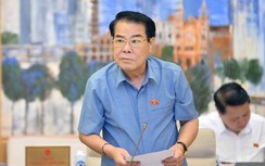 Cử tri lo lắng giá xăng dầu cao, tình trạng thiếu thuốc, vật tư y tế