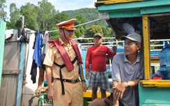 Dẹp tàu cá cải hoán hết đăng kiểm chở khách du lịch ven Cù Lao Chàm