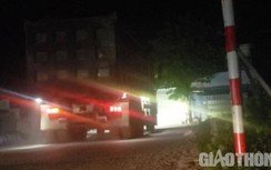 Hải Phòng: Xe nghi chở quá tải hoạt động liên tục trong đêm tại khu dân cư