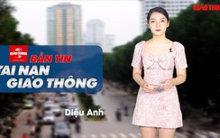 Video TNGT 20/7: 2 xe khách va chạm với nhau, tài xế mắc kẹt trong cabin