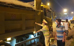 3.600 xe tháo, cắt thành thùng trong tháng cao điểm
