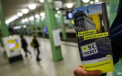 Đức giảm giá gần kịch khung cho giao thông công cộng, nhận kết quả bất ngờ