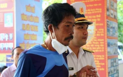 Thuyền trưởng đau lòng vì 3 người lênh đênh cùng thuyền ở lại với biển