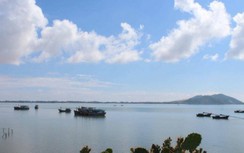 Tìm thấy thi thể 2 cha con đuối nước khi đánh cá trên thuyền thúng giữa đêm