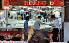 Nổ súng cướp tiệm vàng ở Huế: Thêm 2 người nhặt vàng đến trả lại