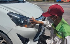 Các chủ xe ô tô ở Cần Thơ đổ xô đi dán thẻ ETC