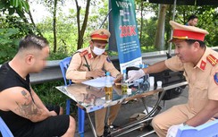 Tài xế dương tính với ma túy "câu giờ" hơn 2 tiếng trên cao tốc