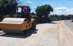 Thi công cuốn chiếu, đảm bảo ATGT khu vực dự án nâng cấp QL19