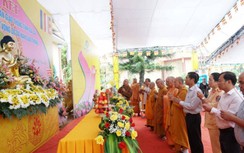 Cầu siêu nạn nhân TNGT tử vong, tăng ni ký cam kết đảm bảo ATGT