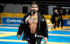 Gây hấn sau uống rượu, võ sỹ 8 lần vô địch thế giới bị bắn chết