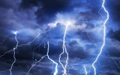 3 người bị sét đánh khi đang khai thác ngao, 1 phụ nữ tử vong