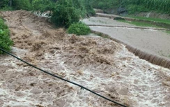 Mưa lũ tại Hòa Bình khiến 3 người chết, 2 người mất tích