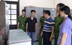 Khởi tố kẻ đánh đập, nhốt bé trai 3 tuổi vào tủ cấp đông ở Hà Nam