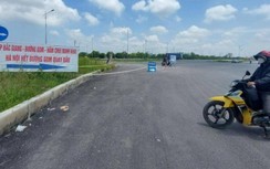 Bổ sung biển báo, sớm hoàn thành cầu vượt sau phản ánh của Báo Giao thông