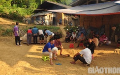 Lật thuyền 5 người chết ở Lào Cai: Nước mắt tuôn rơi ở Cốc Rế