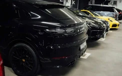 Thấy gì từ việc siêu xe của du khách Nga đỗ đầy sân bay Phần Lan?