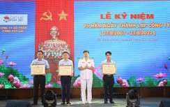 Công ty Cổ phần cảng Cát Lái đón nhận Bằng khen của Bộ Quốc phòng