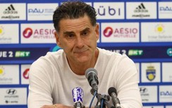 HLV Pau FC nói điều khó tin với học trò sau trận thua ở vòng 5 Ligue 2