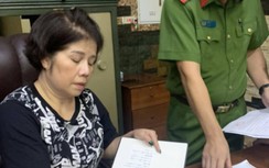 Bắt bà trùm và 12 đàn em trong đường dây đánh bạc, thu giữ nhiều súng đạn