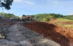 Đắk Nông: Xác minh nhóm người lạ chôn trộm hàng chục tấn rác thải