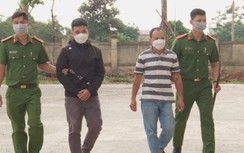 Bắt giam hai cha con vác rựa chém người sau va chạm giao thông