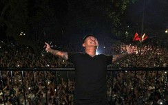 Ca sỹ Tuấn Hưng bị quận mời làm việc, có thể xử phạt vì liveshow ở ban công