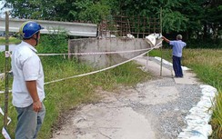 Bạc Liêu: Cầu xây 3 năm chưa xong, cản trở giao thông