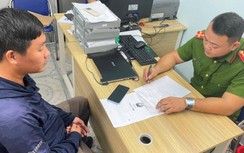 Bắt gã đàn ông Hải Phòng lập tài khoản ảo gửi "clip" nóng tống tiền bạn gái