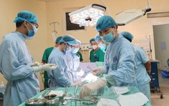 Vừa mổ bắt con, vừa phẫu thuật điều trị ung thư cho sản phụ 31 tuần