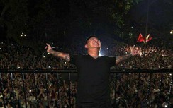 Ca sỹ Tuấn Hưng bị xử phạt 12,5 triệu đồng do tổ chức liveshow ở ban công