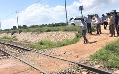 Xóa hàng trăm lối đi tự mở qua đường sắt