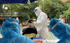 Hà Nội hỗ trợ gần 1.400 tỷ đồng cho nhân viên y tế và chênh lệch học phí