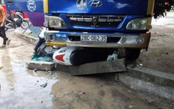 Nữ sinh lớp 6 tử vong sau va chạm với xe ô tô tập lái tại Hòa Bình